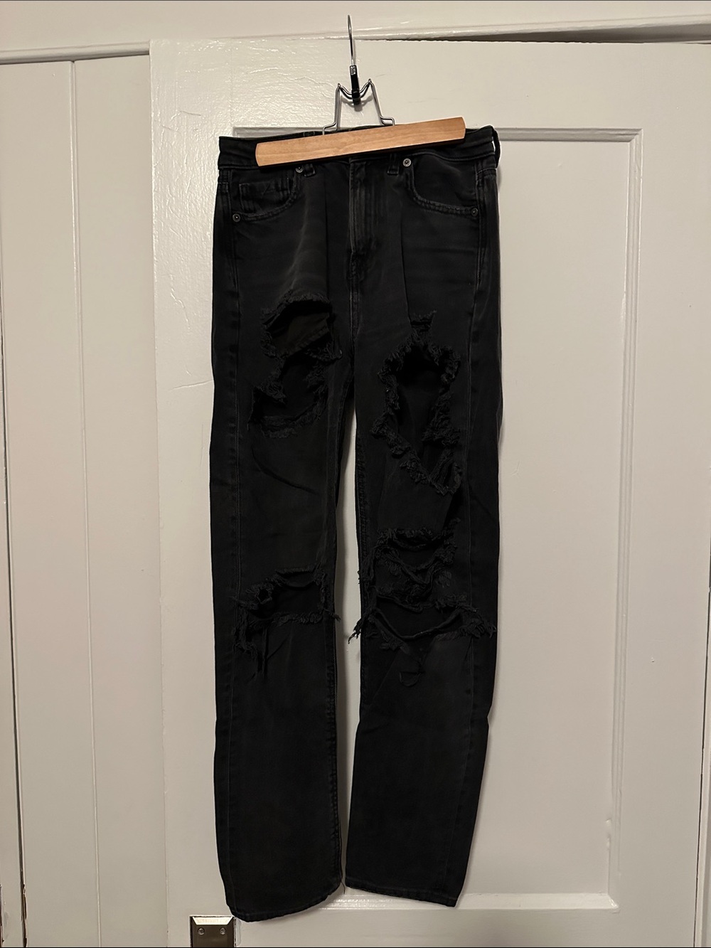 American Eagle Outfitters Black Distressed Straight Leg Jeans